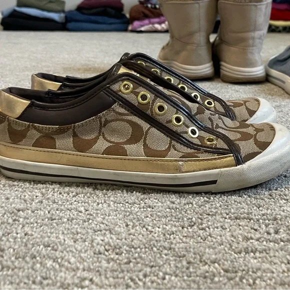 Coach Sneakers 👟 - Picture 2 of 4